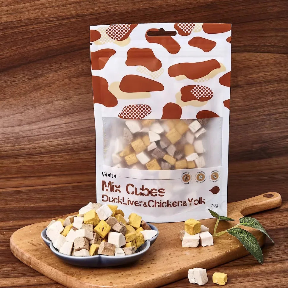 Freeze-Dried Pet Treats — Duck Liver, Chicken & Egg Yolk Cubes — 70g — High Protein — Training Rewards